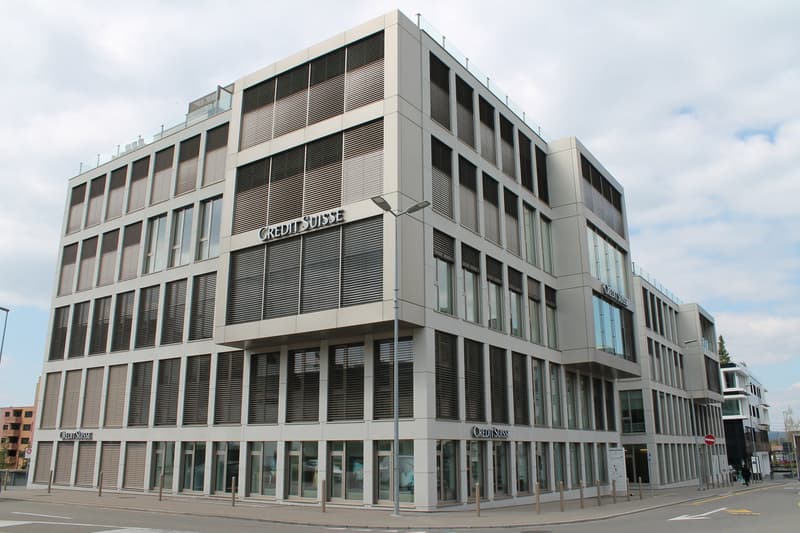 290 m2 modernste, repräsentativste und zentralste Bürofläche im steuergünstigen Pfäffikon SZ (1)