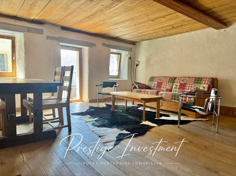 MAGNIFICO APARTAMENTO DUPLEX RINNOVATO DI 3,5 LOCALI + LOCALE/STUDIO - MASE (MONT-NOBLE) (3)