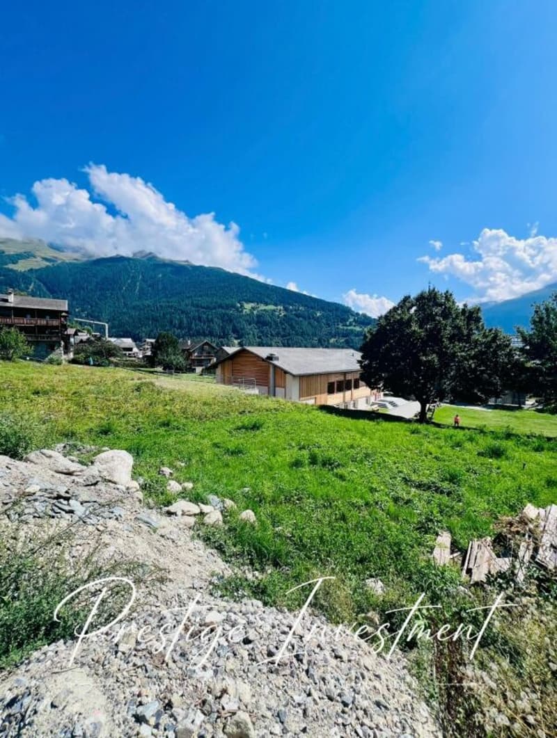TERRAIN PLAT CONSTRUCTIBLE  DE 533 M2 - MASE (3)