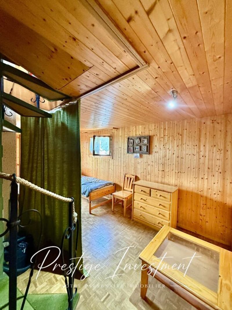 Affascinante Chalet Individuale nel Cuore della Natura (16)