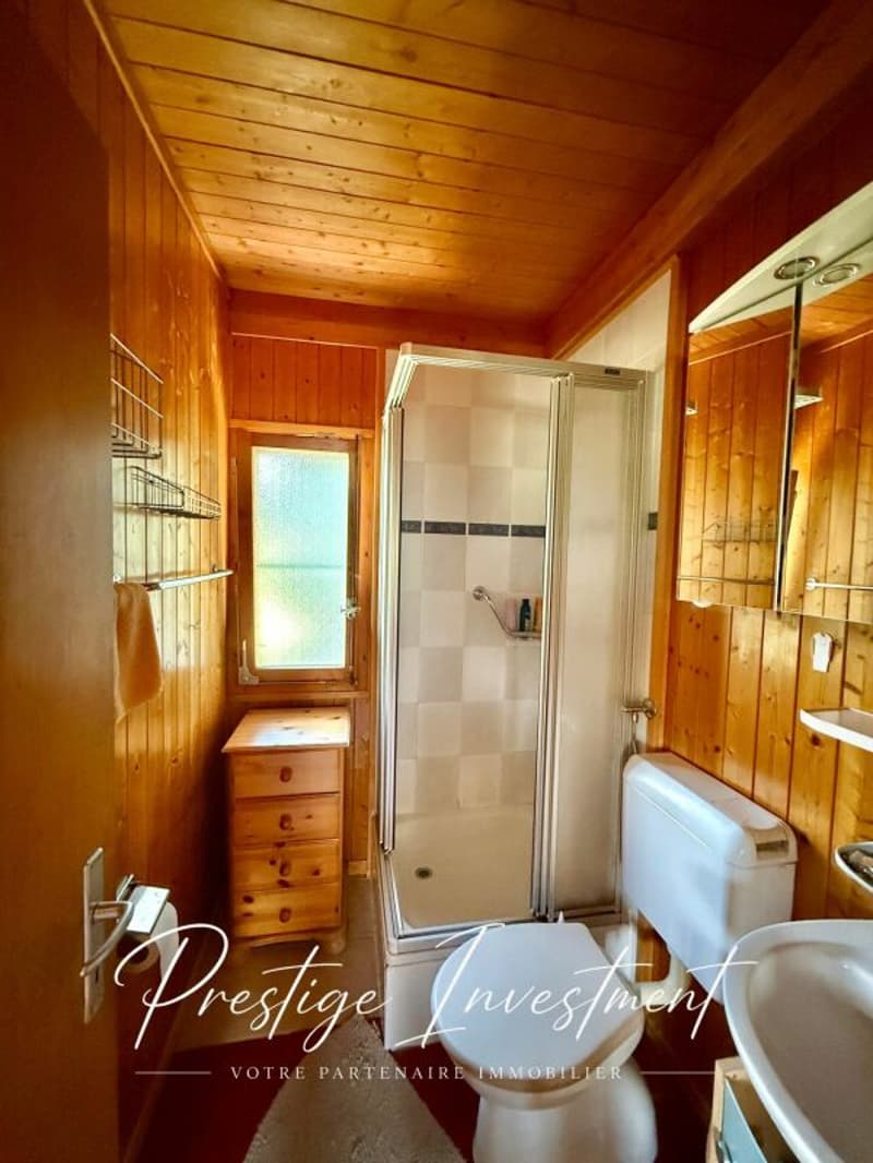 Affascinante Chalet Individuale nel Cuore della Natura (15)