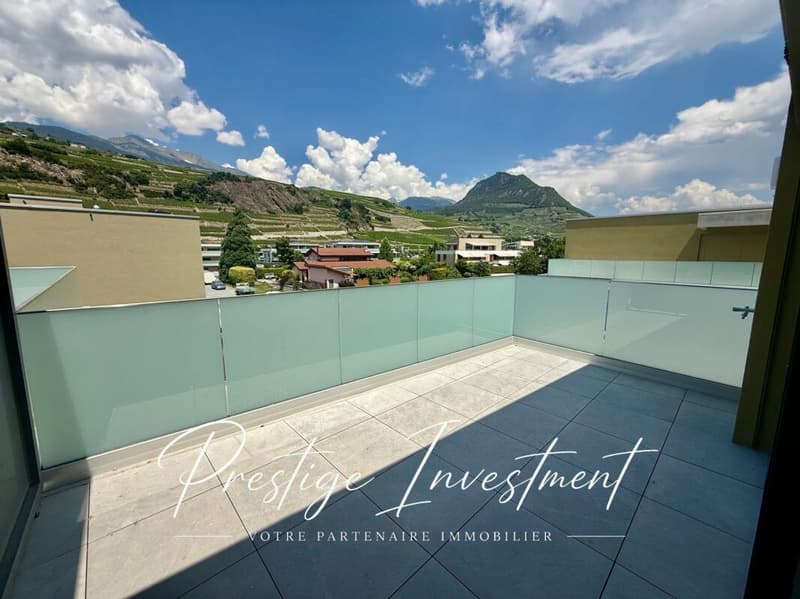 Attique 2.5 pièces neuf avec terrasse et vue montagnes ? Uvrier / Sion (7)