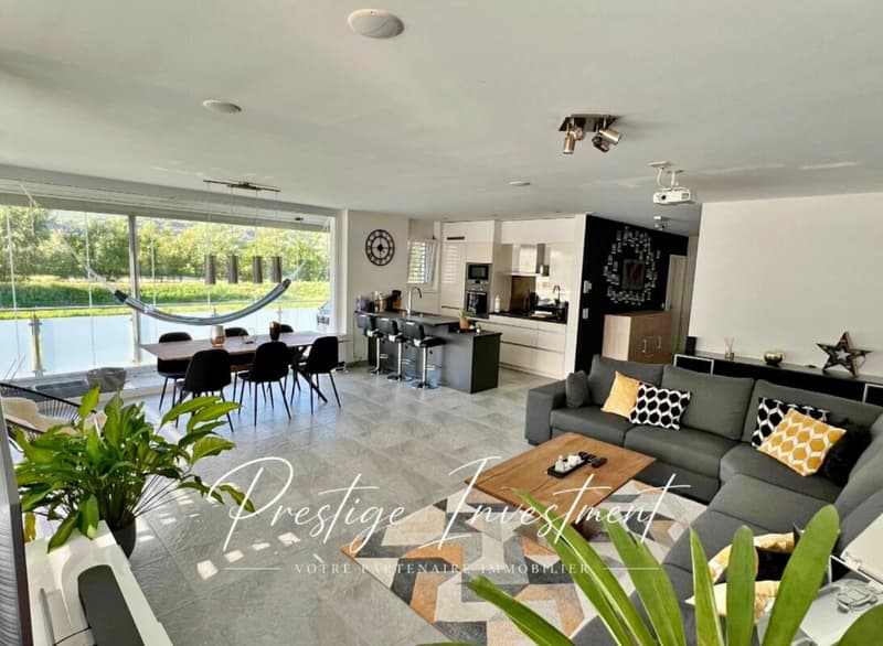 APPARTEMENT LUMINEUX EN TERRASSE DE 5.5 PCS & 148 M2 APROZ (1)