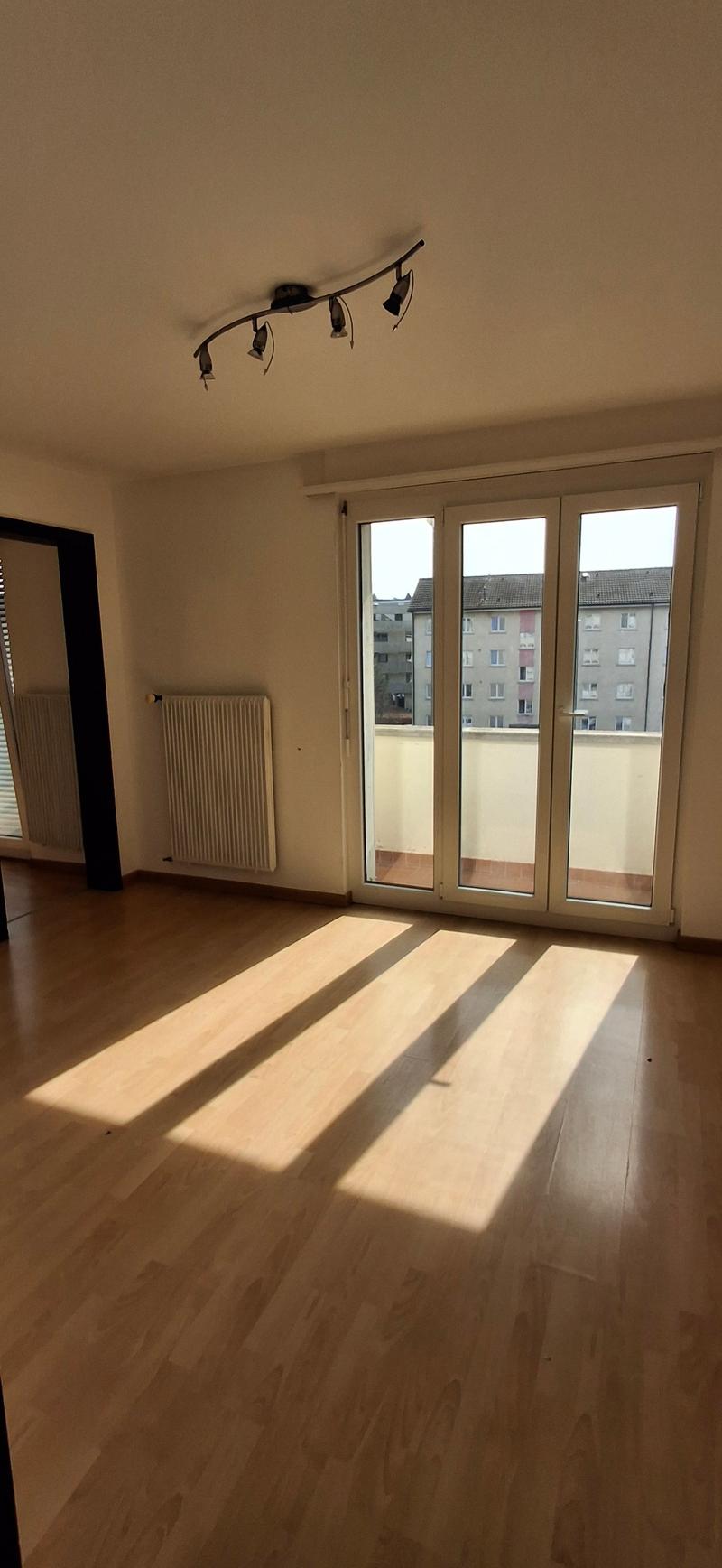 Appartement lumineux de 2 pièces avec balcon à Porrentruy (1)