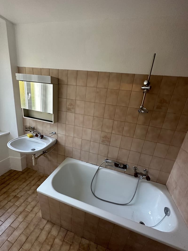 A louer: appartement 4 pièces - Grand-Rue 104, Tramelan (3ème étage) (4)