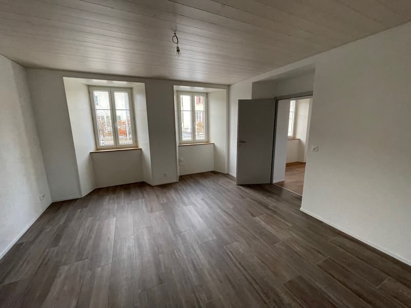Zu vermieten - 2.5-Zimmer-Wohnung mit eingerichteter Küche - Grand-Rue 42, Courtelary (3)