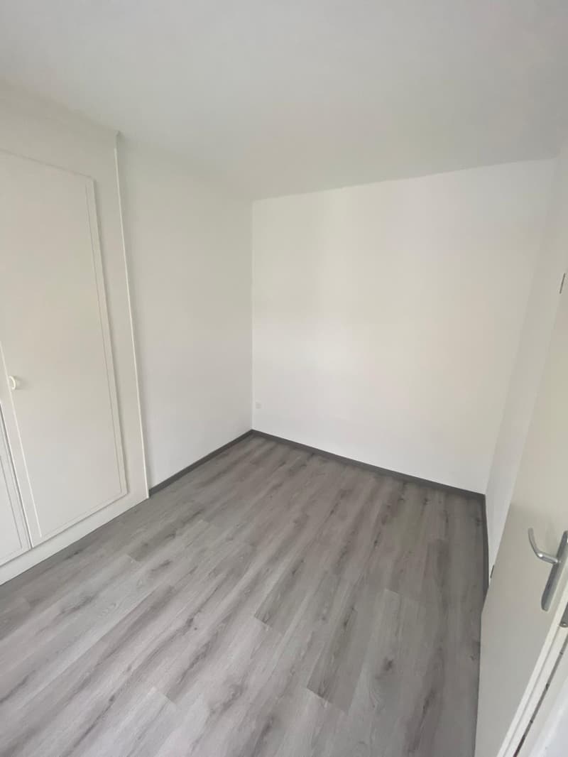 In affitto: appartamento 3 locali - Jonchères 22, St-Imier (7)
