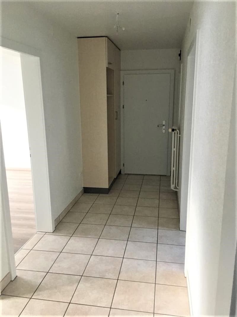 For rent: 3-room apartment with balcony - Paul-Charmillot 80, St-Imier (5)