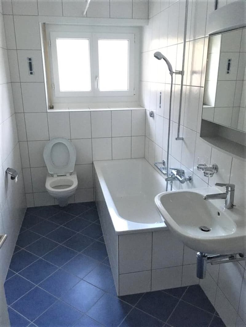For rent: 3-room apartment with balcony - Paul-Charmillot 80, St-Imier (4)