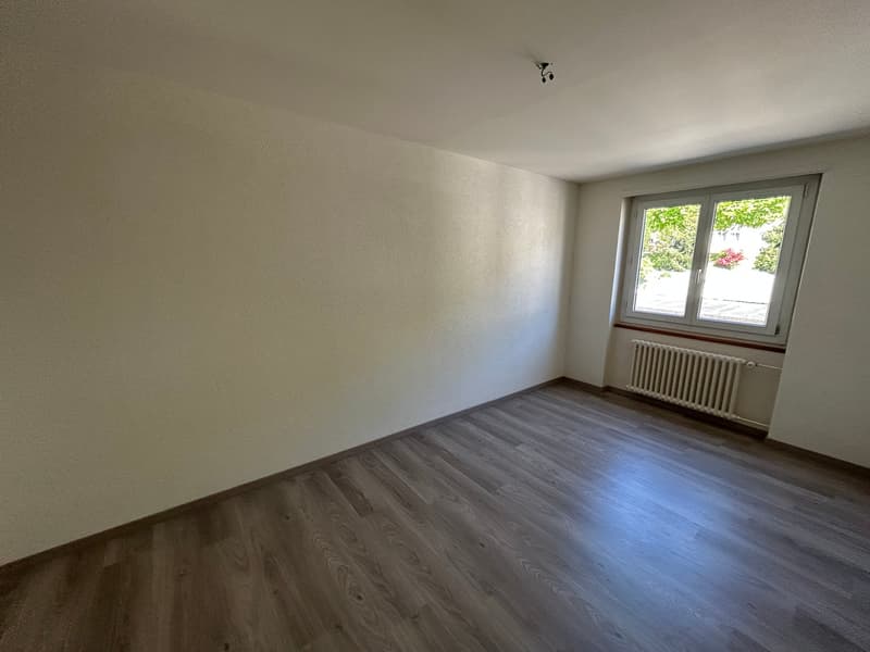 A louer: appartement de 3 pièces avec balcon - Paul-Charmillot 82, St-Imier (9)
