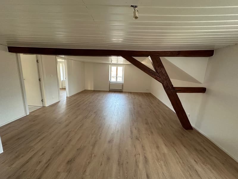 A louer: appartement 2.5 pièces - Rue du Midi 34, St-Imier (3)