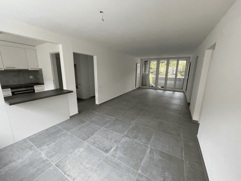 In affitto: appartamento di 3.5 locali con balcone - Tivoli 52 (2)