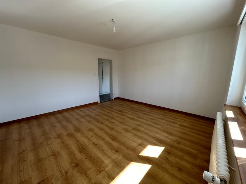 Zu vermieten: 3-Zimmer-Wohnung mit eingerichteter Küche - Combe-Aubert 12, Tramelan (7)