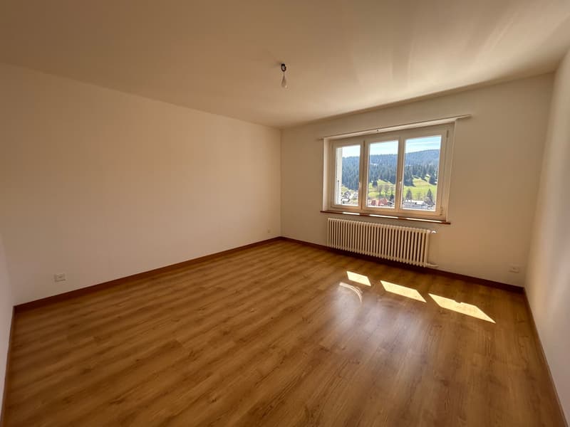 Zu vermieten: 3-Zimmer-Wohnung mit eingerichteter Küche - Combe-Aubert 12, Tramelan (3)