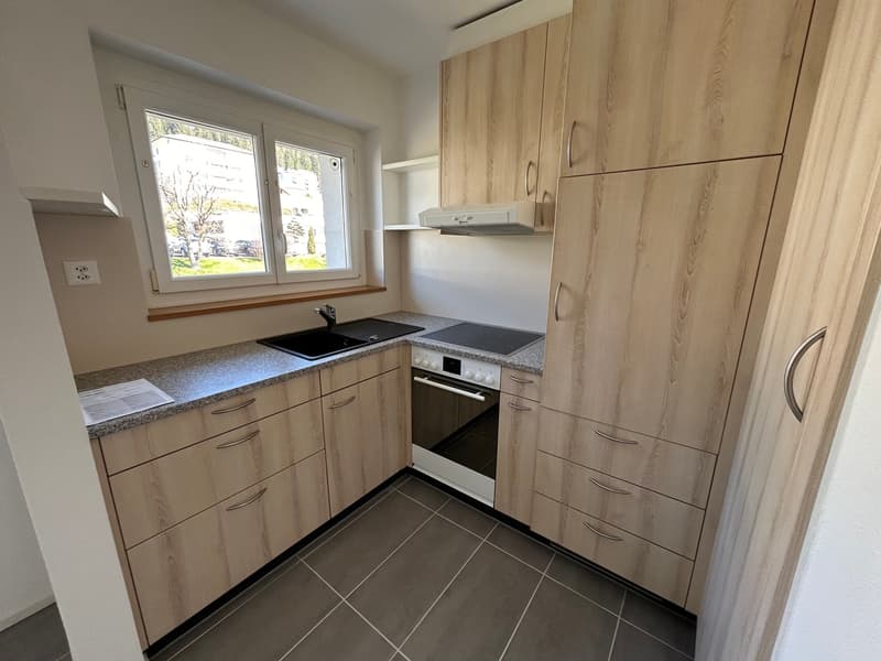 Zu vermieten: 3-Zimmer-Wohnung mit eingerichteter Küche - Combe-Aubert 12, Tramelan (5)