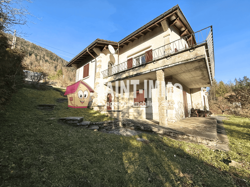 3-storey villa with balcony, located on hill with surrounding nature