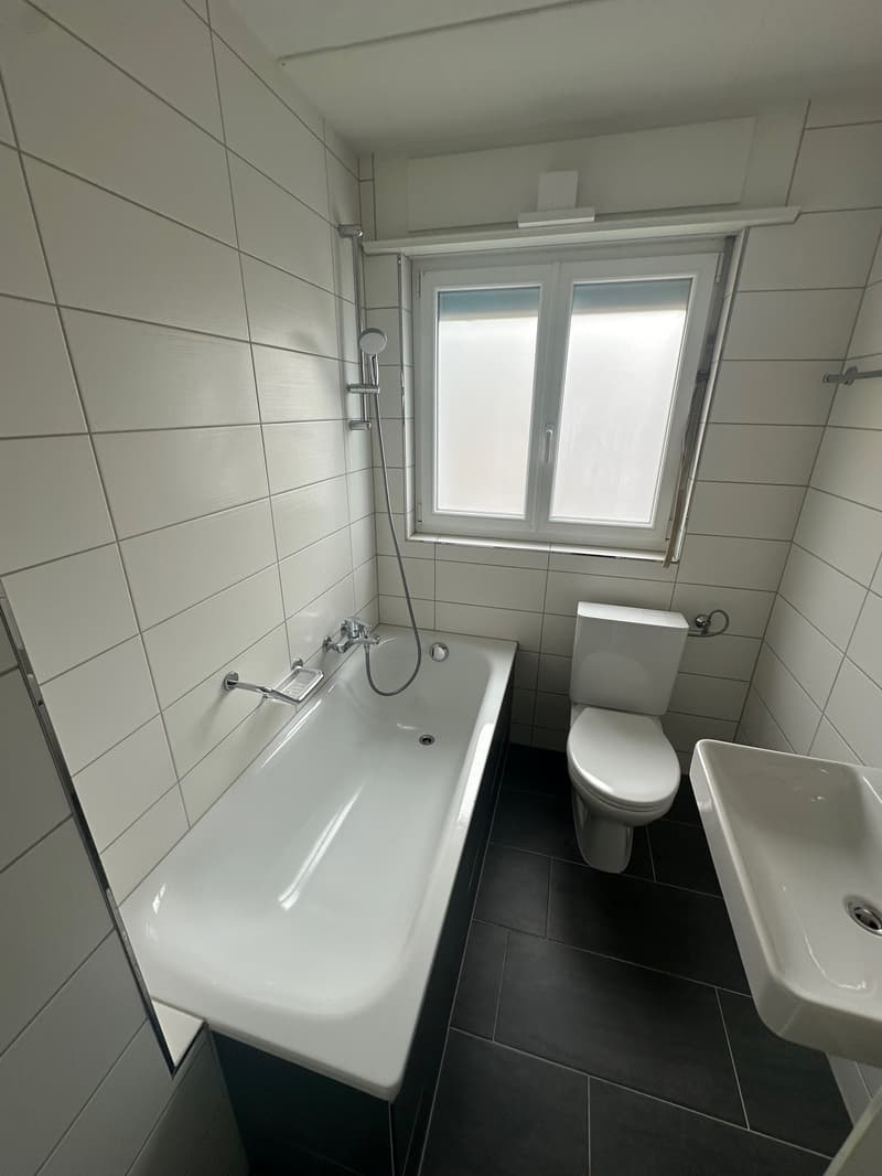 RÉSERVÉ : appartement 4 pièces avec balcon - Pont 10, Malleray (6)