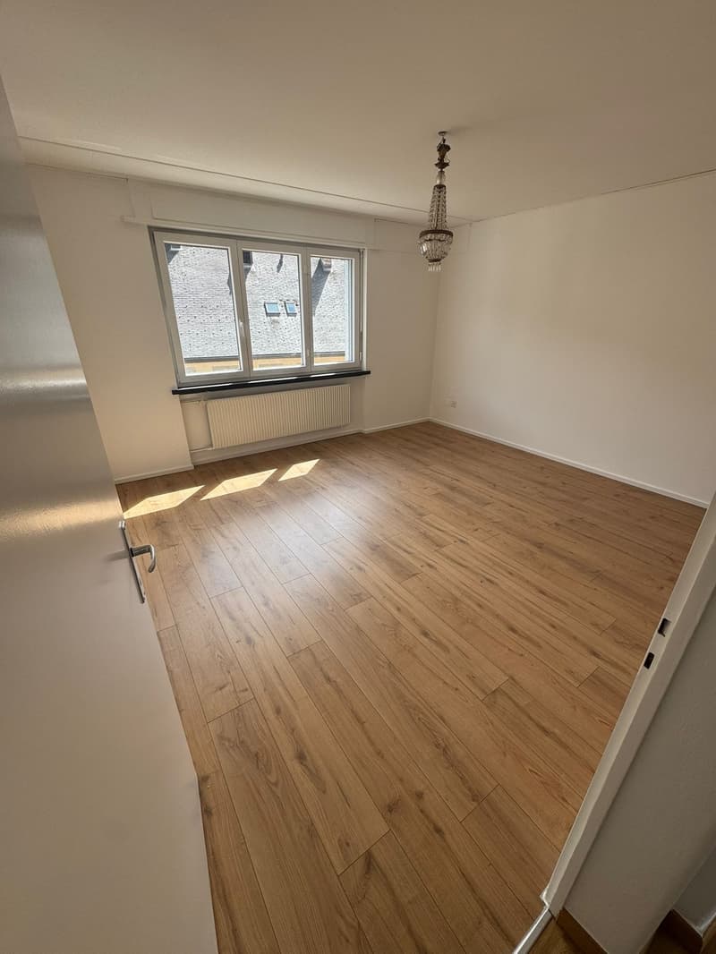 RÉSERVÉ : appartement 4 pièces avec balcon - Pont 10, Malleray (7)