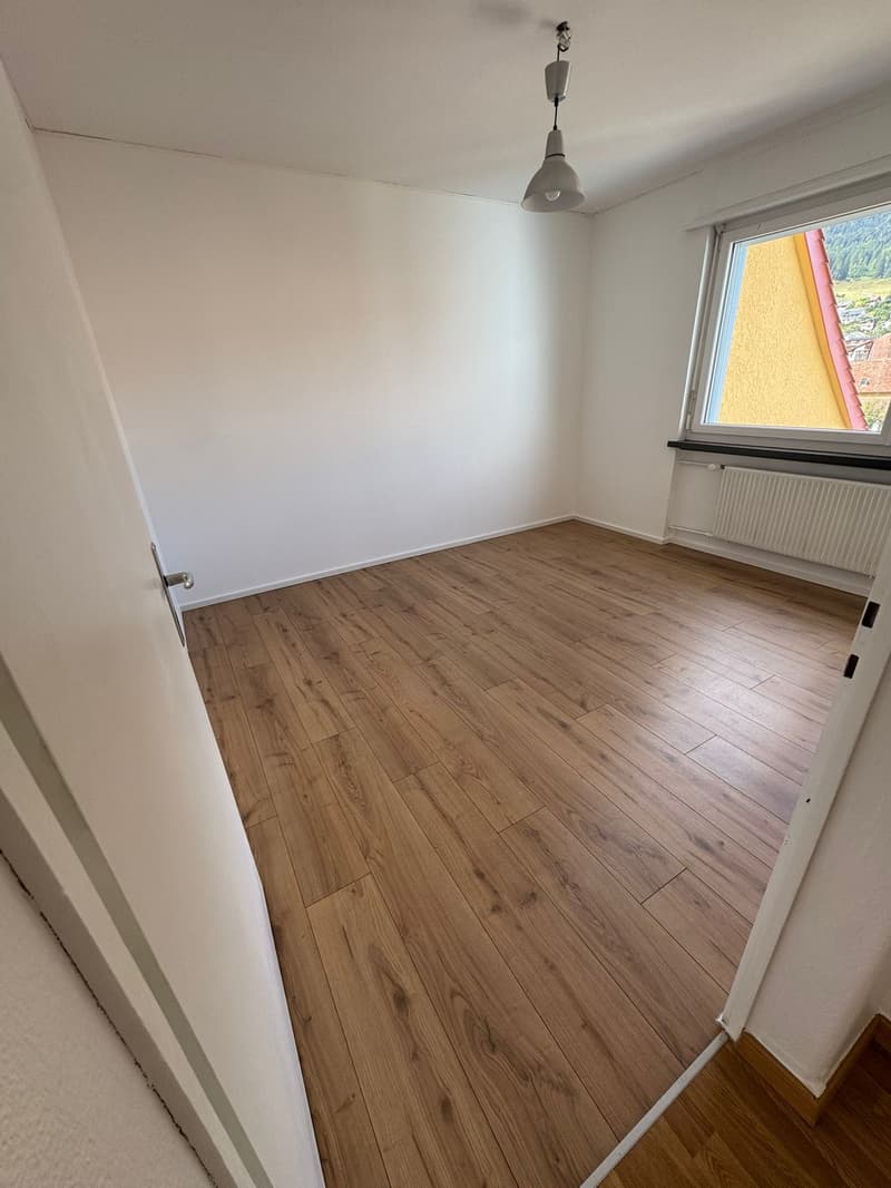 RÉSERVÉ : appartement 4 pièces avec balcon - Pont 10, Malleray (5)