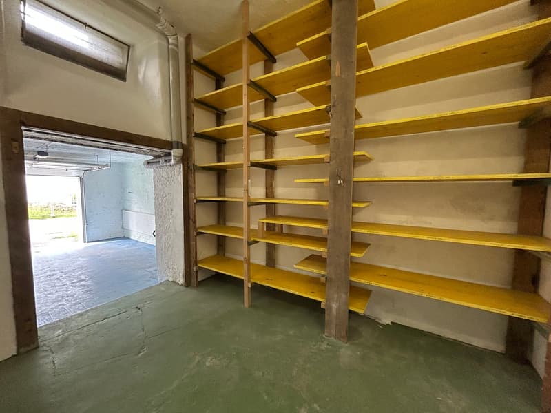 A louer: dépôt de 63 m2 - Rue de Chasseral 1, St-Imier (3)