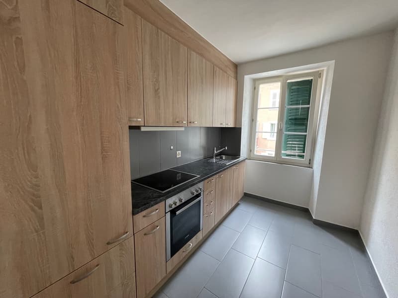For rent: 3-room apartment with fitted kitchen - Baptiste-Savoye 38, St-Imier (1)