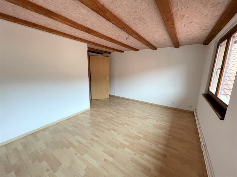 Villa de 3.5 pièces à louer - Rue J.-R. Fiechter 10, Villeret (11)