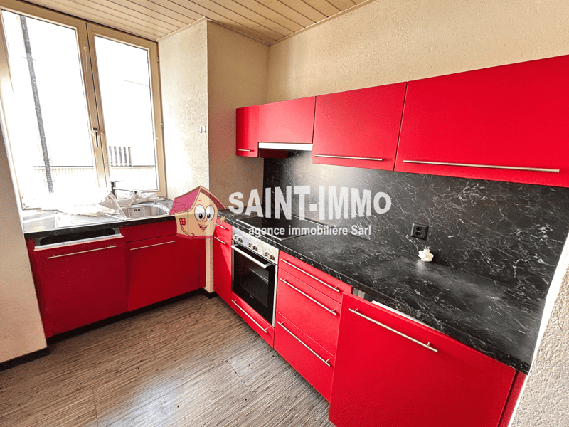 Immeuble locatif à réhabiliter de 4 appartements, un local, une parcelle constructible et un garage (10)