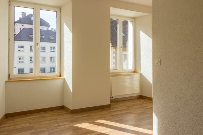 Lac 4, Les Brenets - 5-Zimmer-Wohnung mit Balkon im 2. Stock 1 Monat kostenlos! (13)