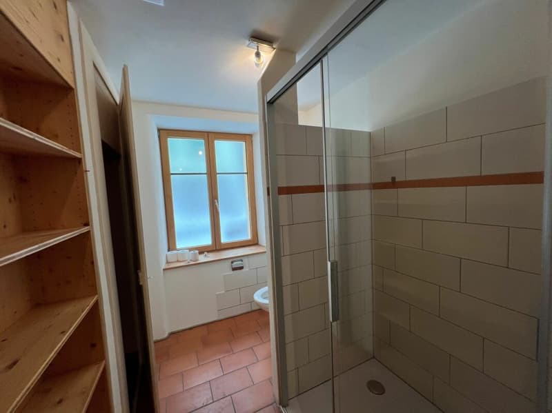 March 1st 12b Ground Floor 4 Rooms in the City (6)