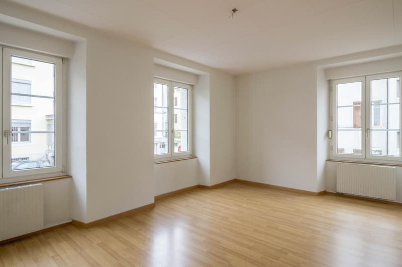 Grand-Rue 8, Les Brenets - 5-room apartment on the ground floor (9)
