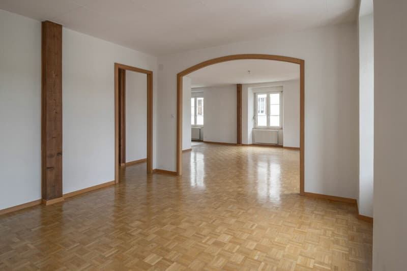 Grand-Rue 8, Les Brenets - 5-room apartment on the ground floor (3)