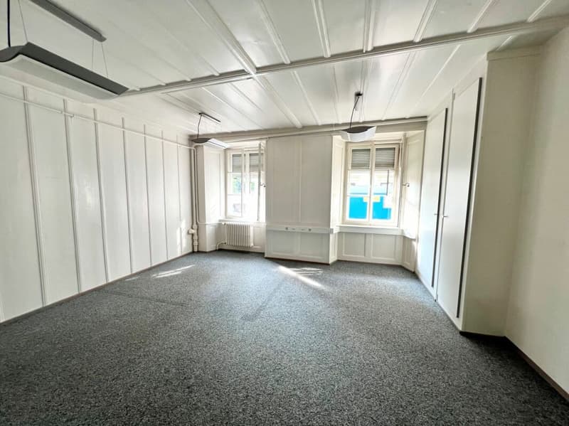 Daniel Jeanrichard 35b Lokal mit 3 Räumen und Auslage (3)