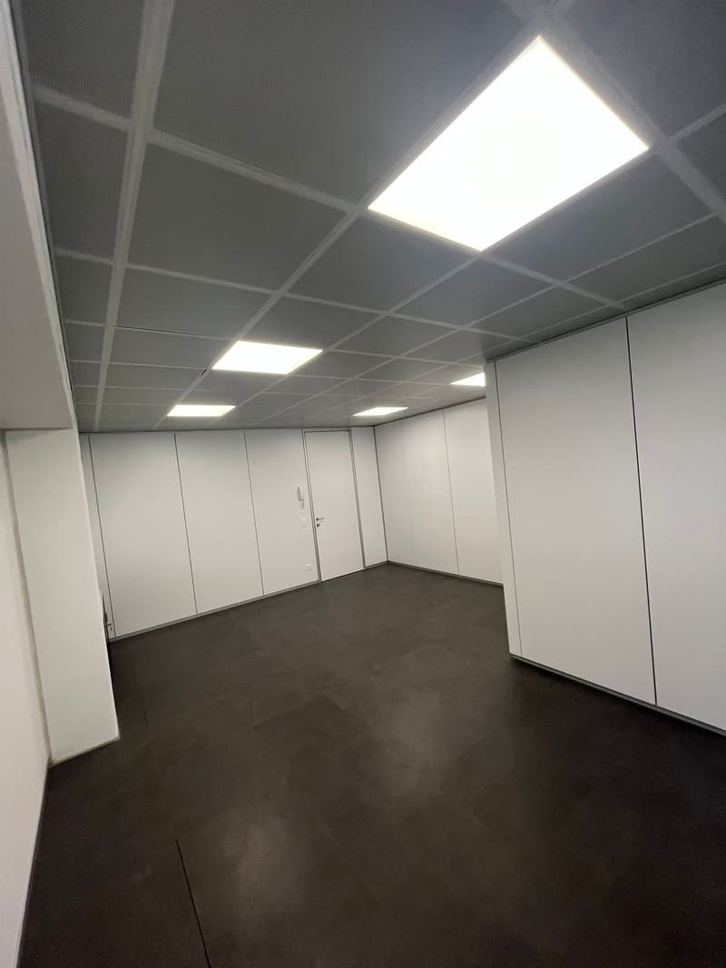 Modern office for rent in Grono – Via Porta Piazzetta 2 (7)