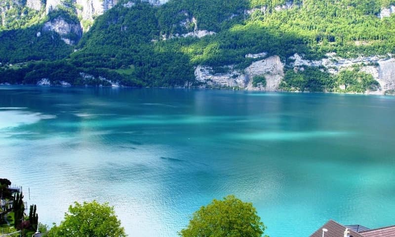 Exclusive attic penthouse - Your dream property on the turquoise Walensee - 35 minutes from Zurich (8)