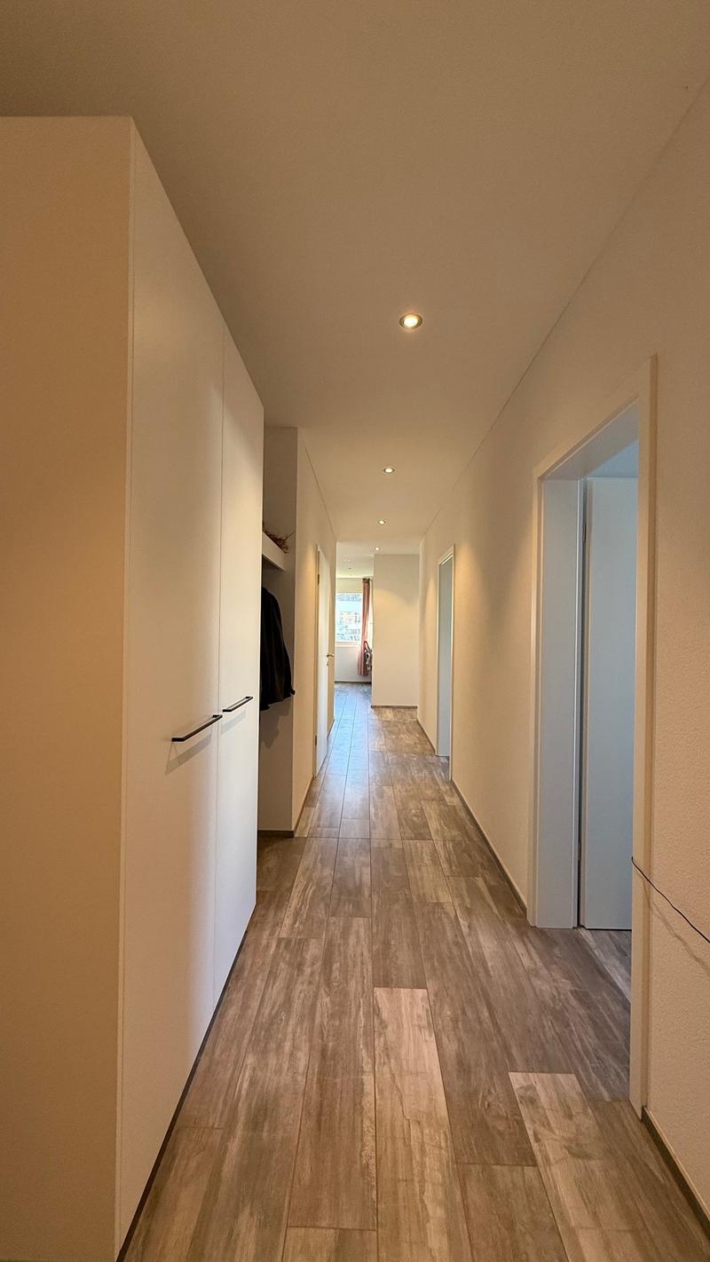 Moderne 4.5-Zimmer-Gartenwohnung (118 m²) mit 305 m² Privatgarten (Gegenkauf möglich) (7)