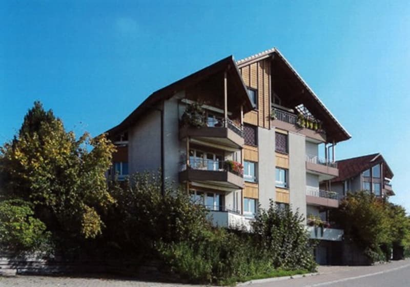 Family-friendly condominium in a multi-family house (1)