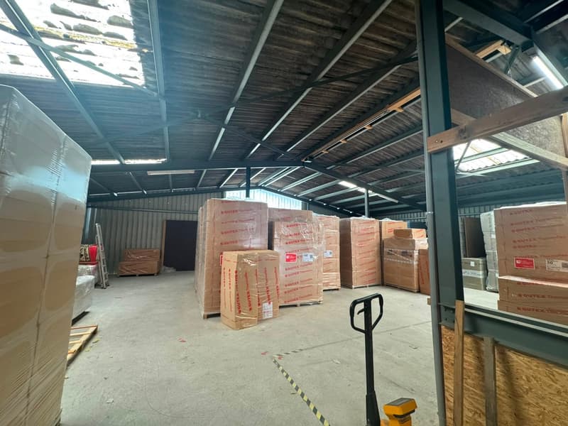 Spazi commerciali polivalenti in affitto (13)