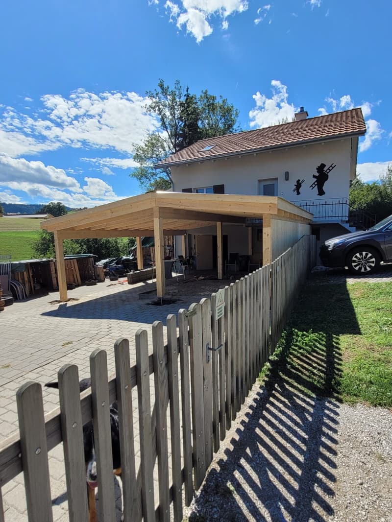 Einfamilienhaus mit grosszügiger Terrasse und neuem Unterstand (2)