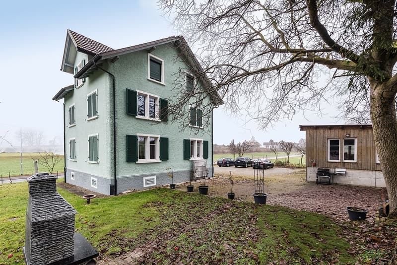 Multi-family house with large plot and great potential in Münchwilen (1)