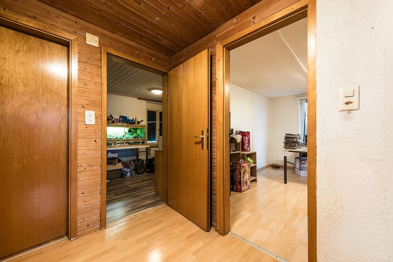 Multi-family house with large plot and great potential in Münchwilen (10)