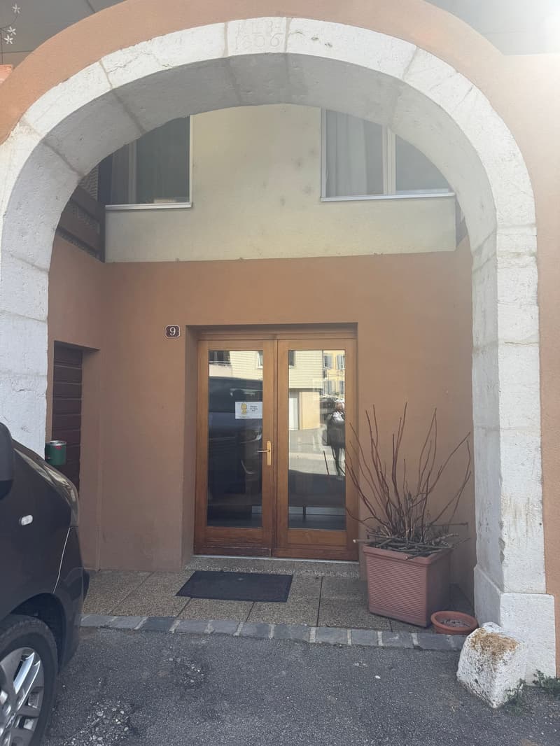 Incantevole appartamento in attico di 6.5 locali a Bière (10)
