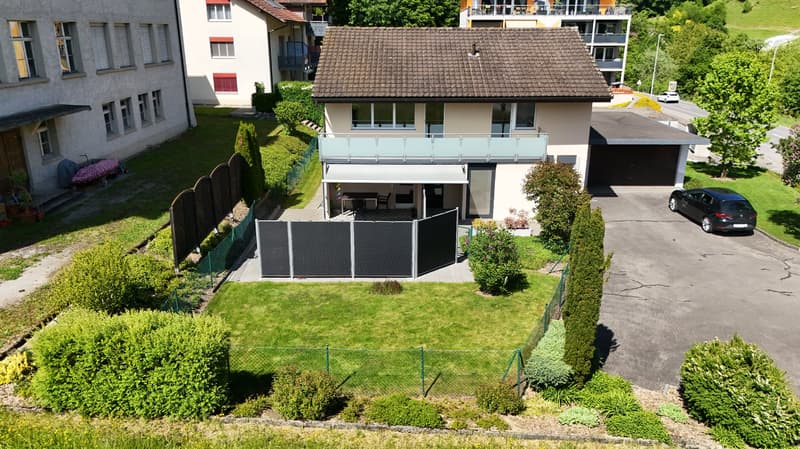 Maison de famille charmante dans un bel emplacement à Schmiedrued (2)