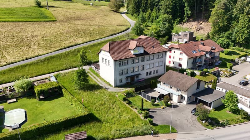 Maison de famille charmante dans un bel emplacement à Schmiedrued (1)