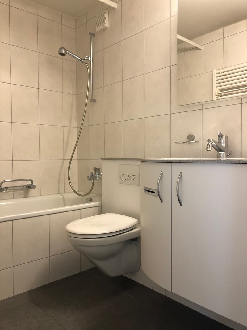 Charming 3.5-room apartment with a wonderful view in Worb (3)