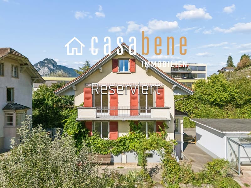 Reserviert: Gemütlich-familiäres Einfamilienhaus (1)
