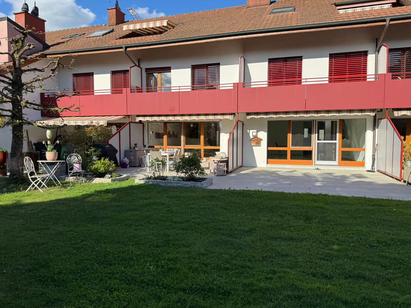 Charmant appartement duplex/maisonette de 4,5 pièces dans un quartier calme de Luterbach (3)