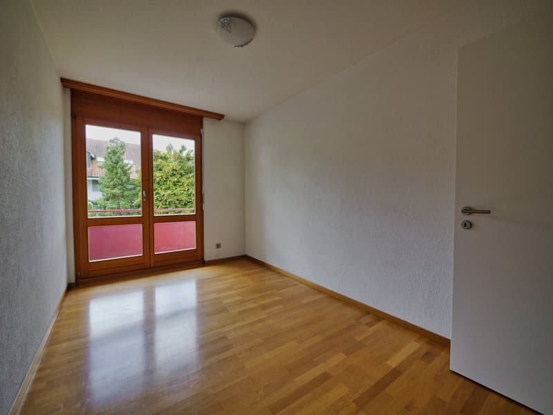 Charmant appartement duplex/maisonette de 4,5 pièces dans un quartier calme de Luterbach (10)