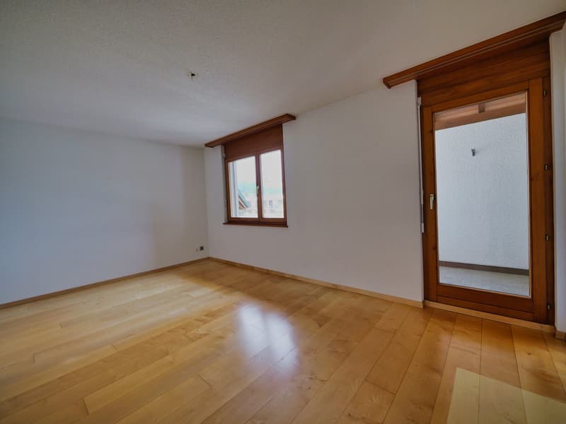 Charmant appartement duplex/maisonette de 4,5 pièces dans un quartier calme de Luterbach (8)