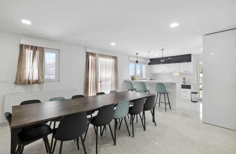 Exceptional 6.5-room villa - 258 m² with majestic Alpine panorama (5)