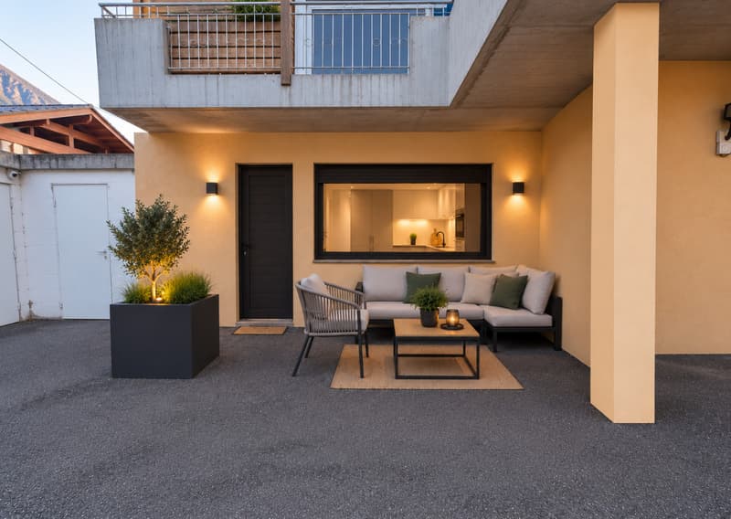 Studio rénové avec terrasse et beaux volumes à Riddes (2)